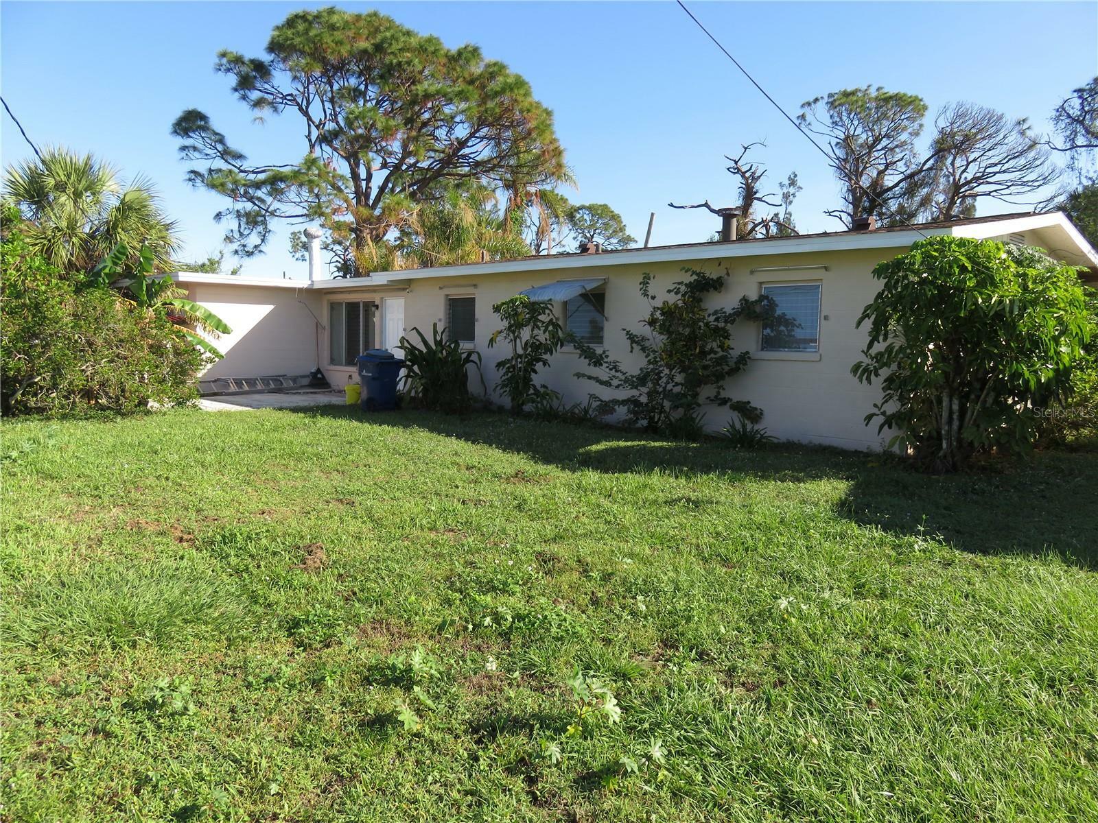 Property Photo:  336 Orduna Drive  FL 34287 