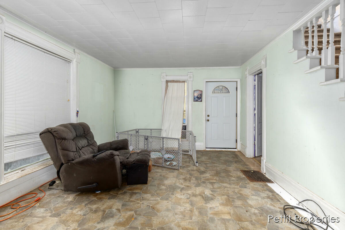 Property Photo:  207 E Van Buren Street Street  MI 49055 