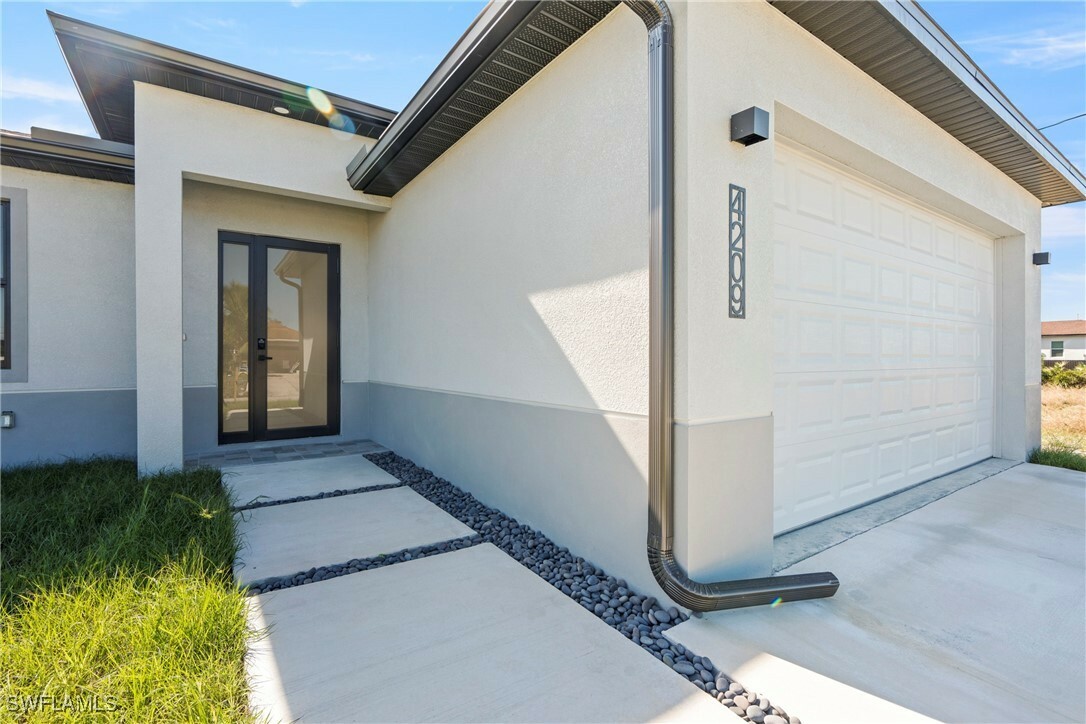 Property Photo: 4209 25th Street SW FL 33976