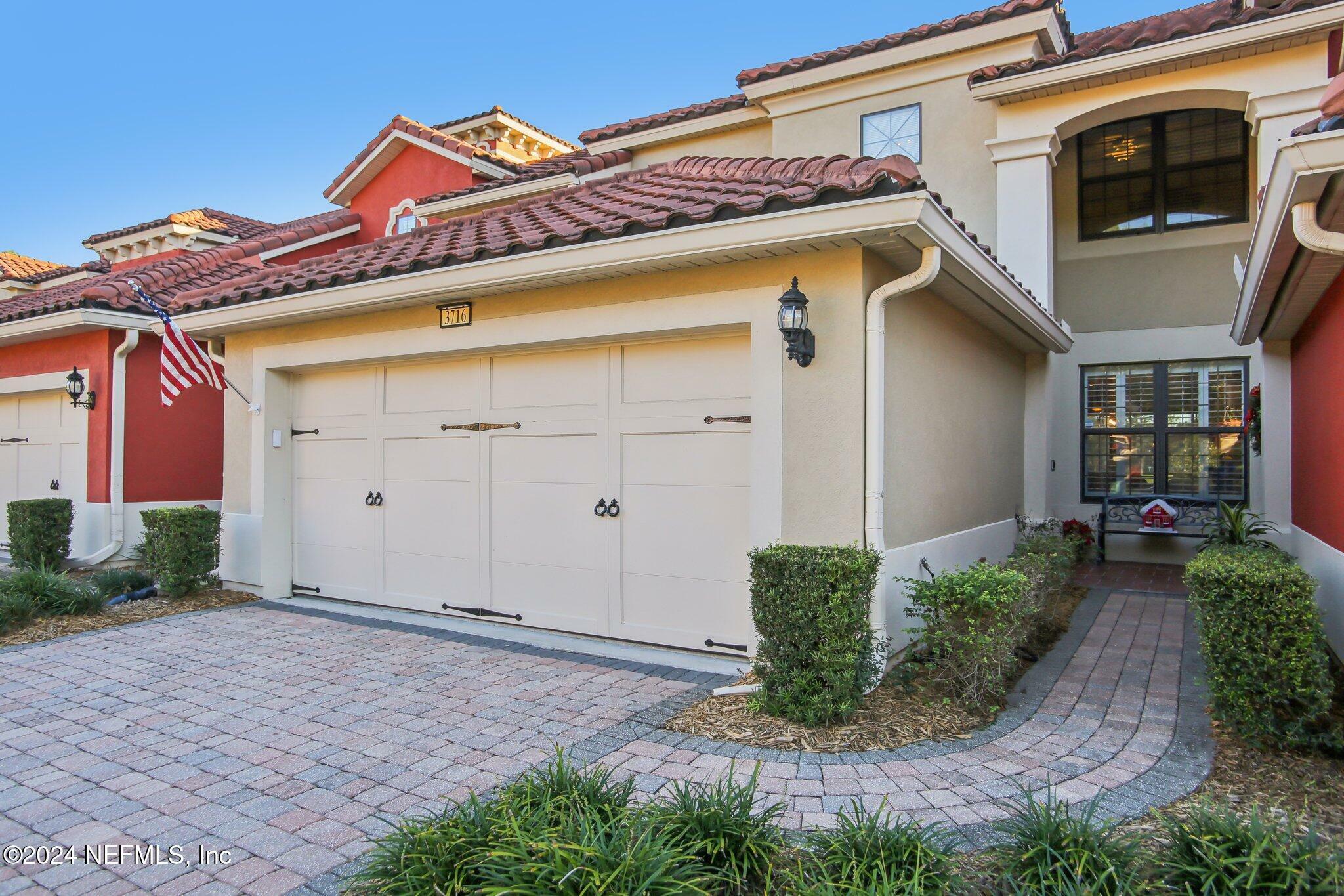 Property Photo:  3716 Casitas Drive  FL 32224 