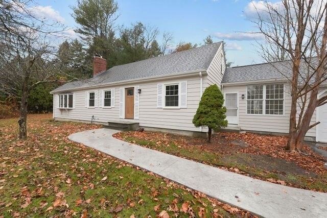 Property Photo:  48 Cynthia Rd  MA 02771 