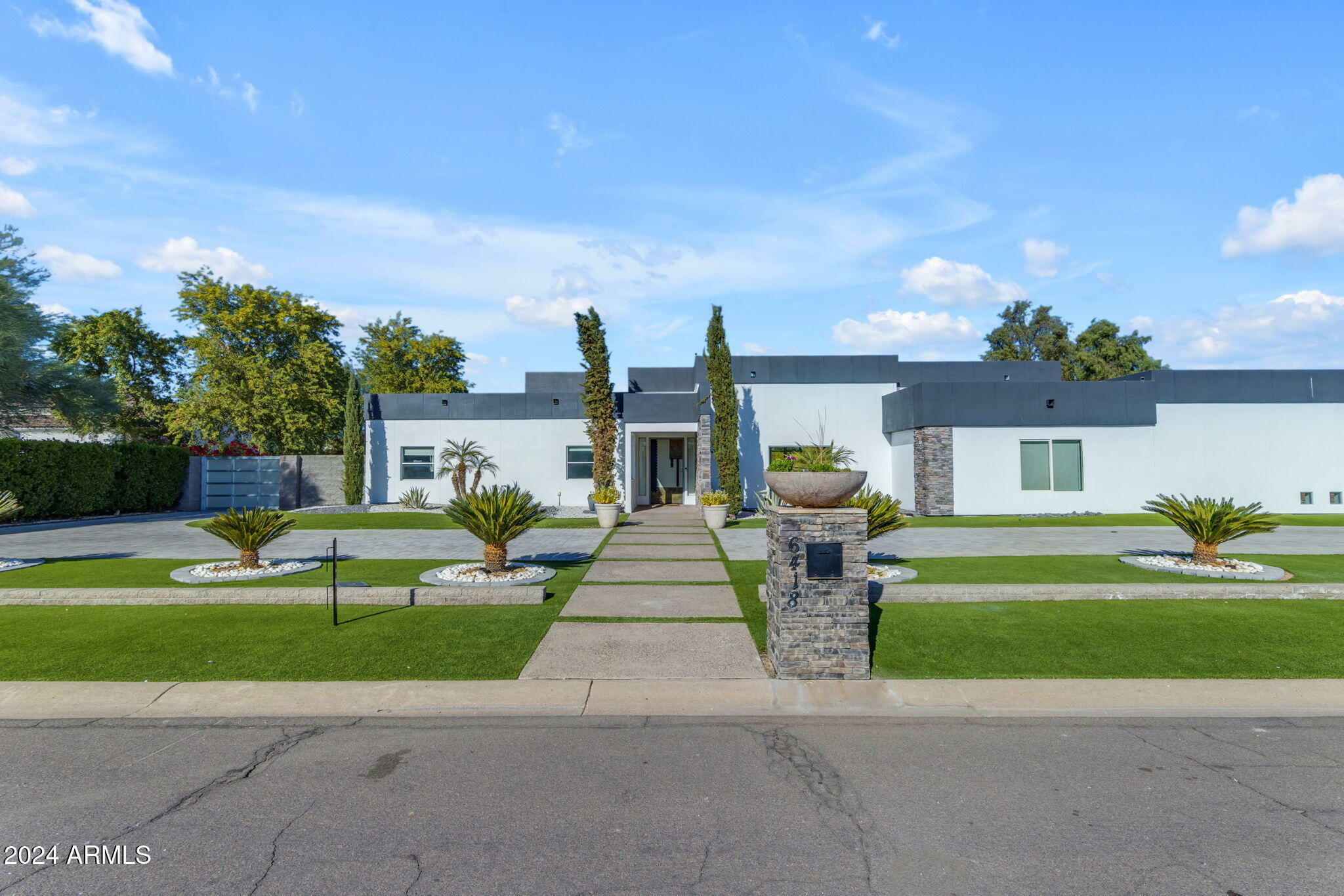 Property Photo:  6418 E Turquoise Avenue  AZ 85253 