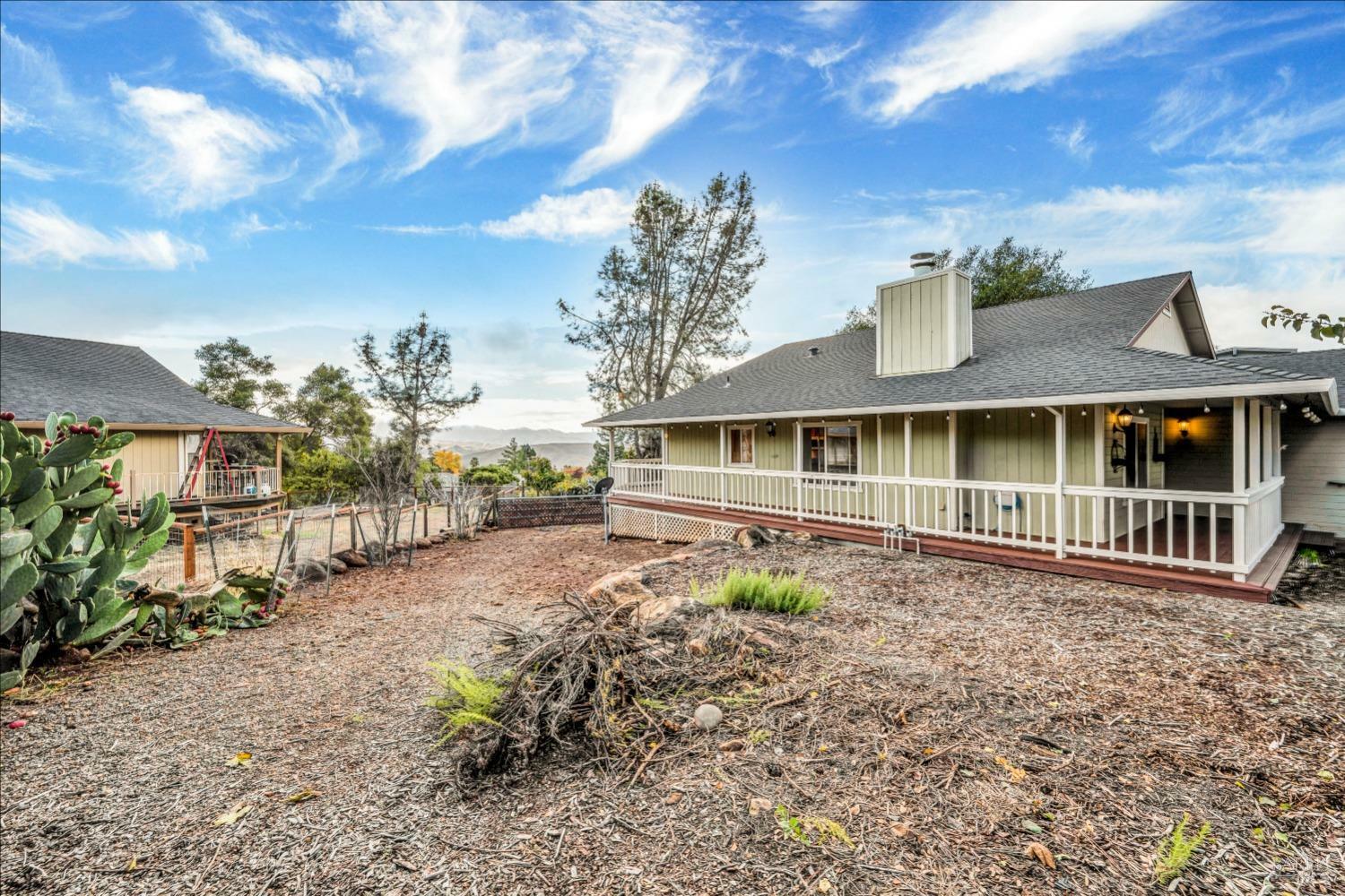 Property Photo:  19207 Ravenhill Road  CA 95467 