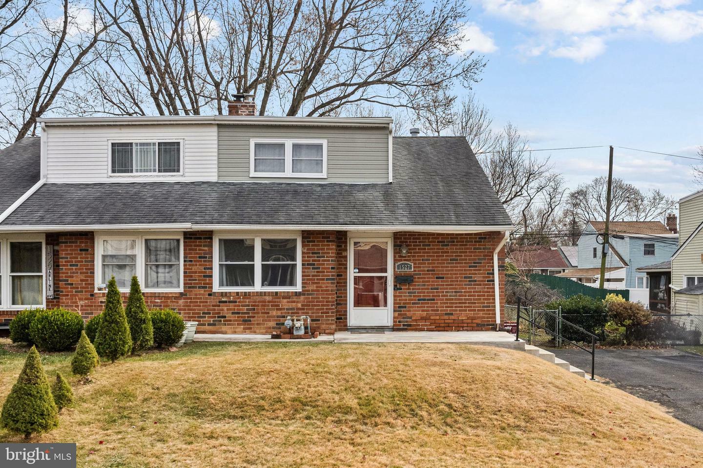 Property Photo:  1527 Arline Avenue  PA 19001 