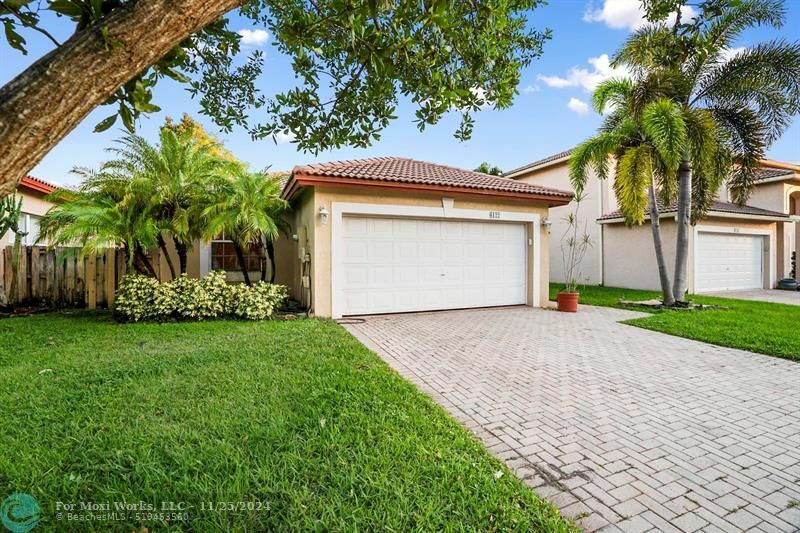 Property Photo: 6122 NW 41st Dr FL 33067