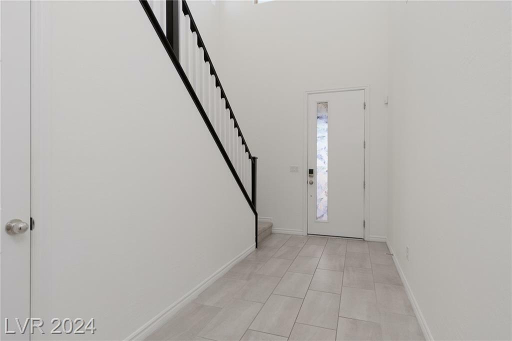 Property Photo:  881 Sycamore Falls Street  NV 89052 