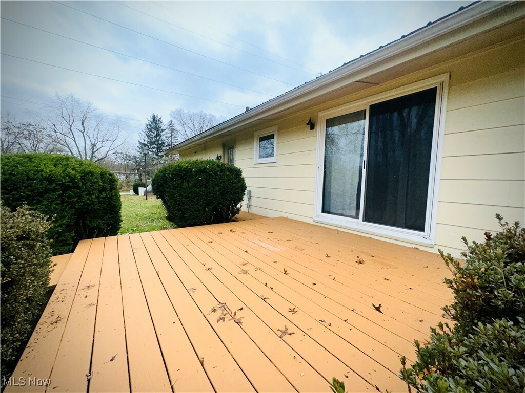 Property Photo:  220 Gillmer Road  OH 44430 