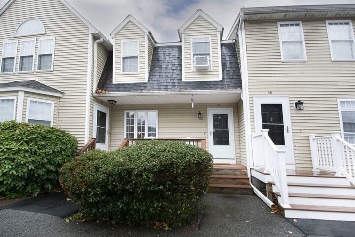Property Photo:  40 Eagle Dr 40  MA 01516
