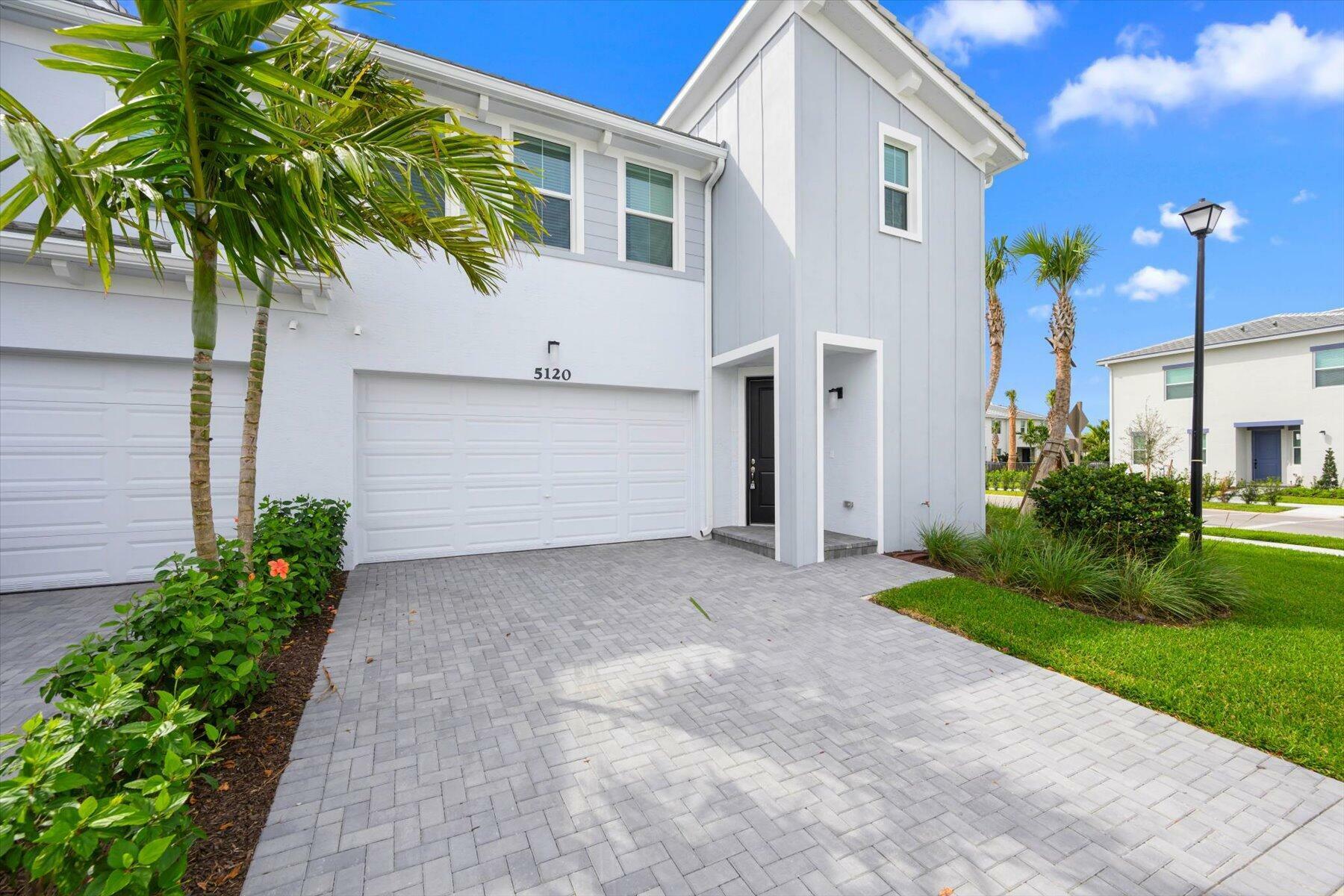 Property Photo: 5120 Willow Creek Drive FL 33470
