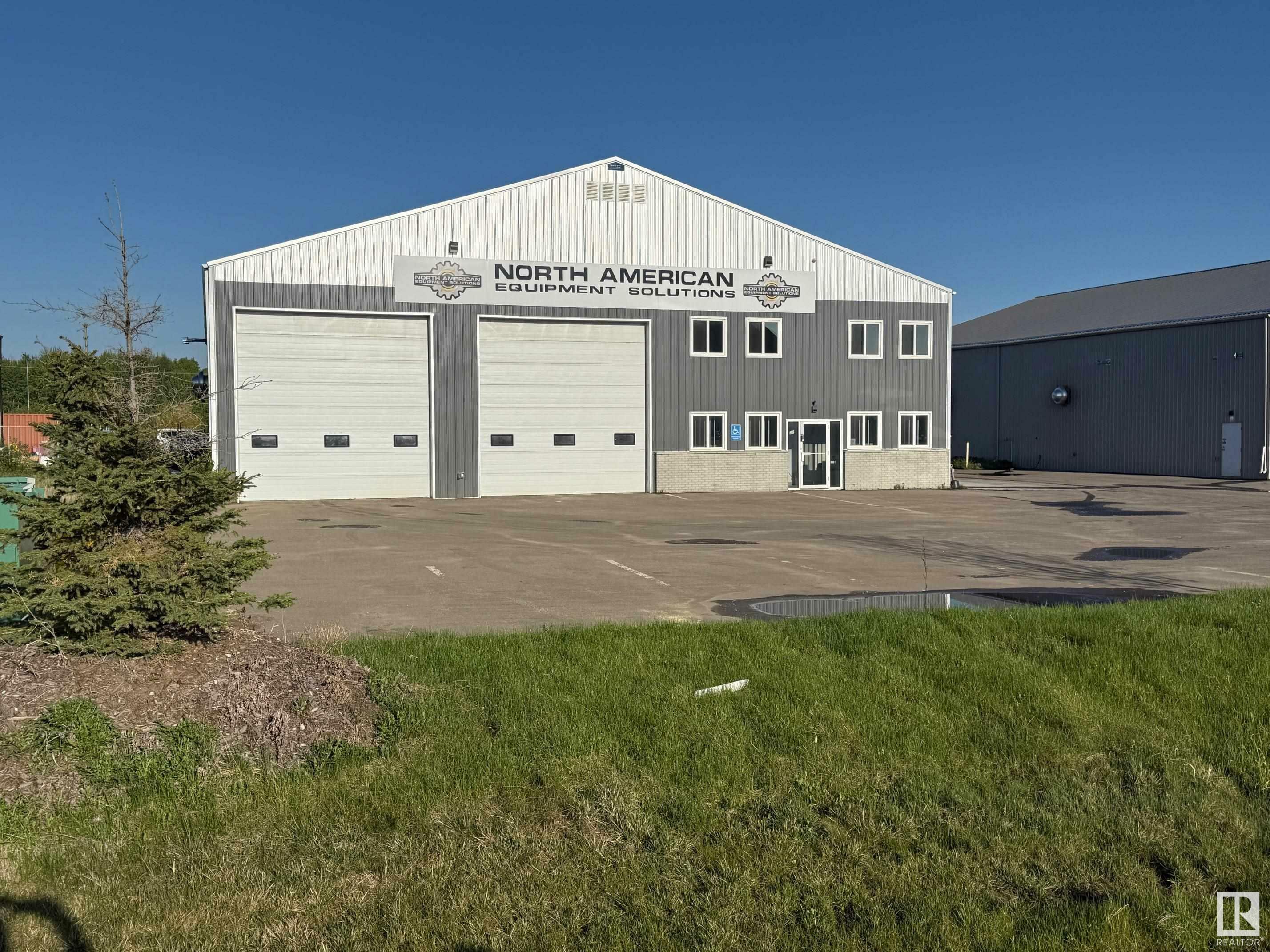 30 Goertz Avenue  Stony Plain AB T7X 0H6 photo