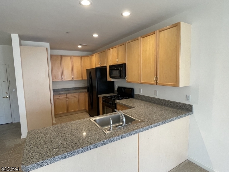 Property Photo:  3104 Pointe Gate Dr 3104  NJ 07039 