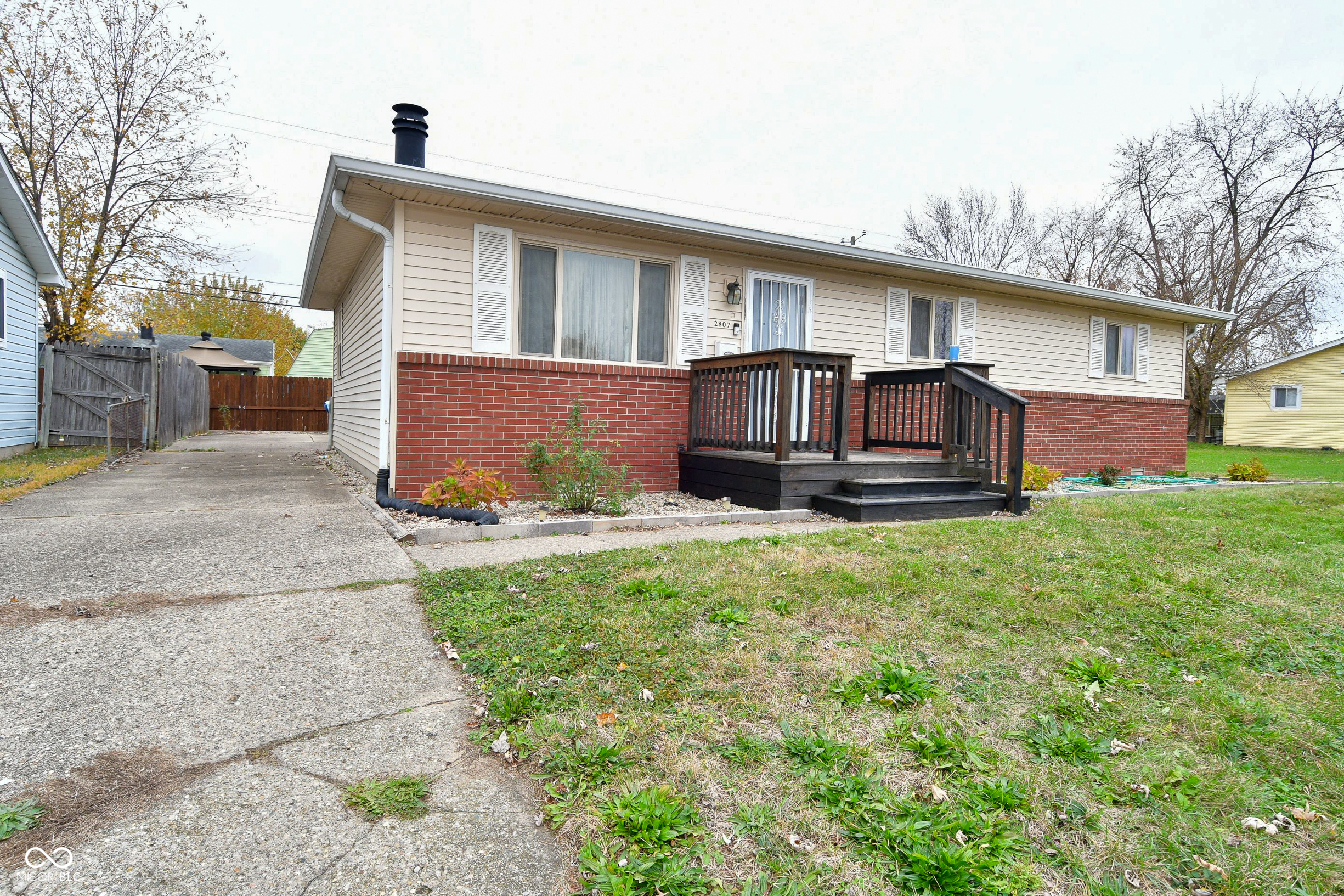 Property Photo:  2807 Dietz Street  IN 46203 