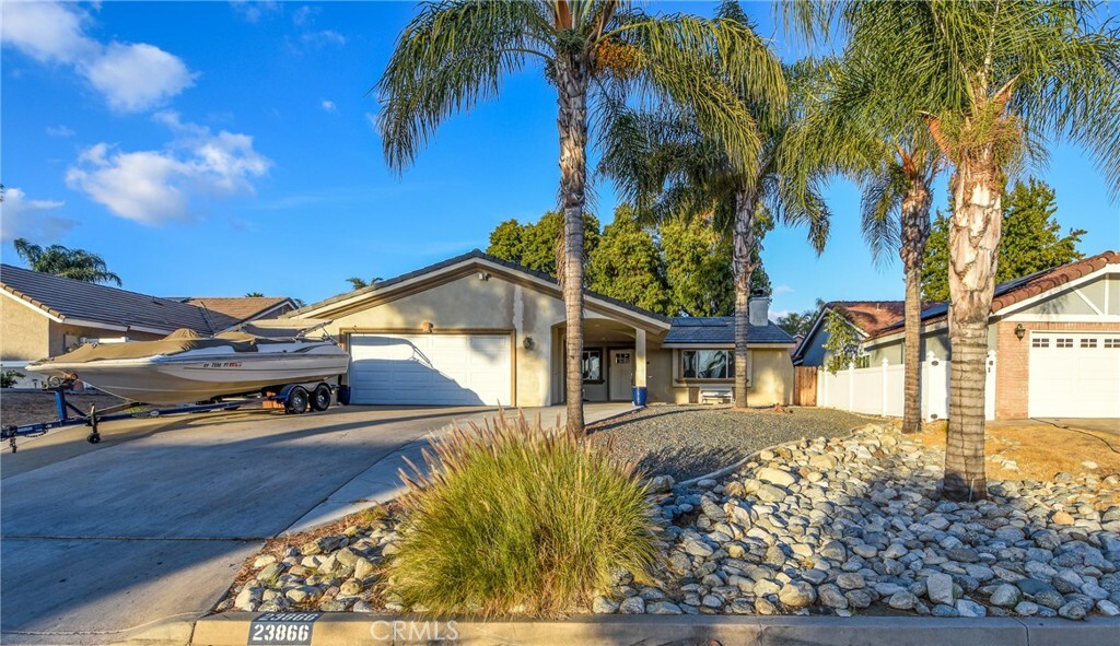 23886 Fair Weather Drive  Canyon Lake CA 92587 photo