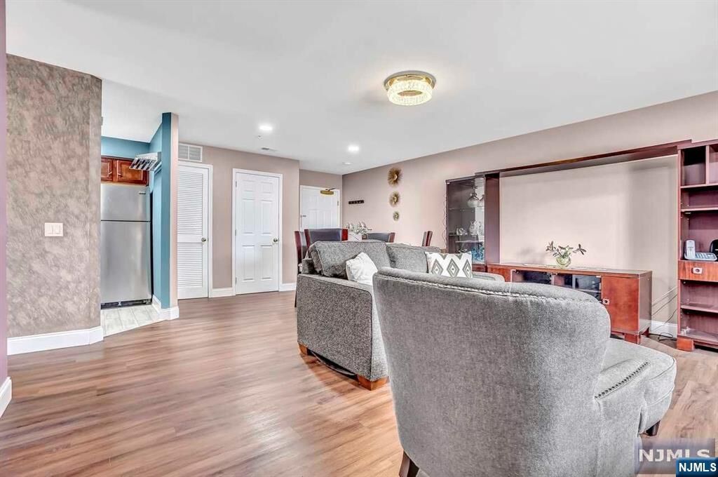 Property Photo: 39 Union Street 102 NJ 07601