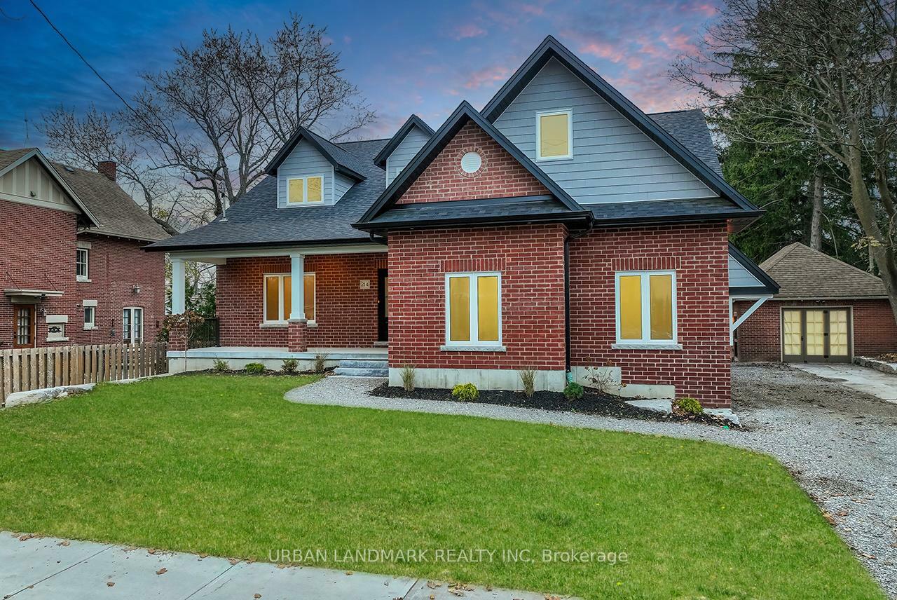 Photo de la propriété: 214 Aberdeen Avenue ON K9H 3Y1