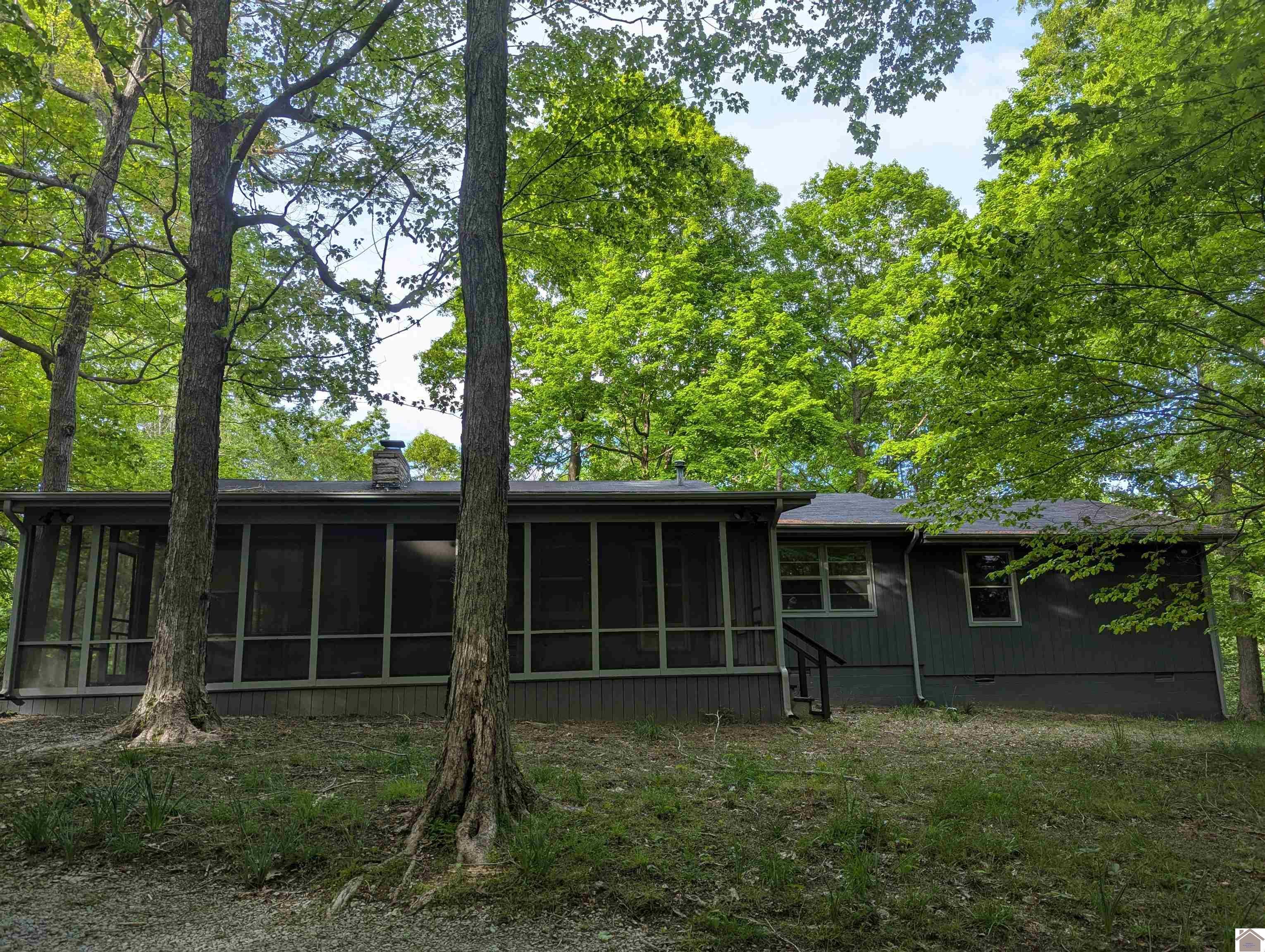 Property Photo:  1557 Indian Hill Trail  KY 42038 