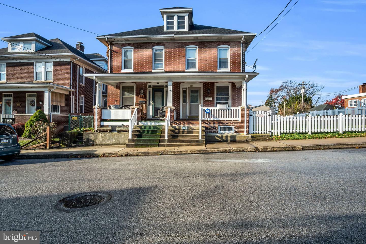 Property Photo:  424 N Franklin Street  PA 17331 