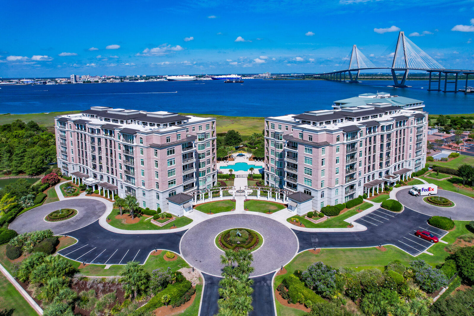 Property Photo:  221 S Plaza Ct # 107  SC 29464 