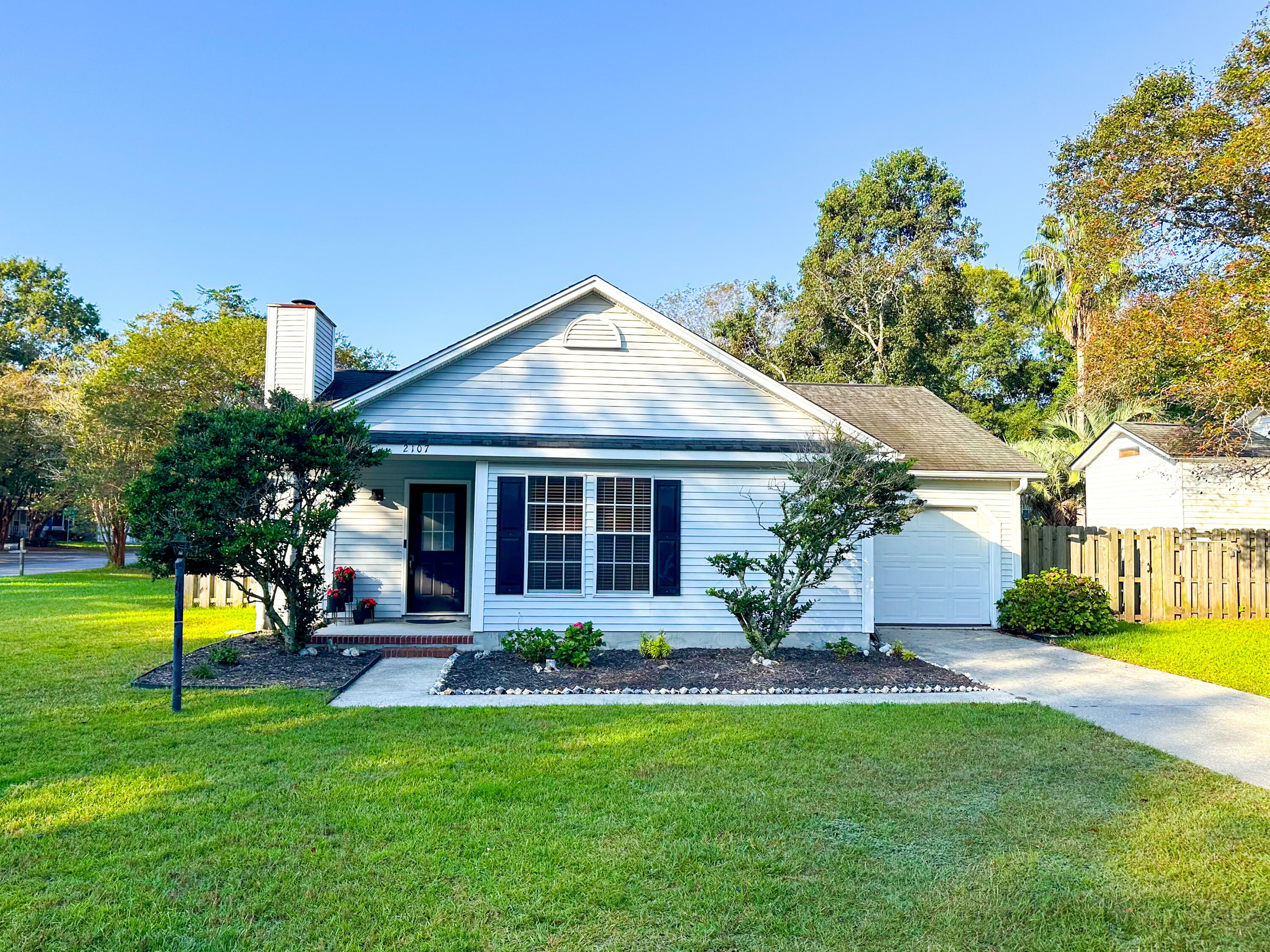 Property Photo:  2107 Presidio Drive  SC 29466 