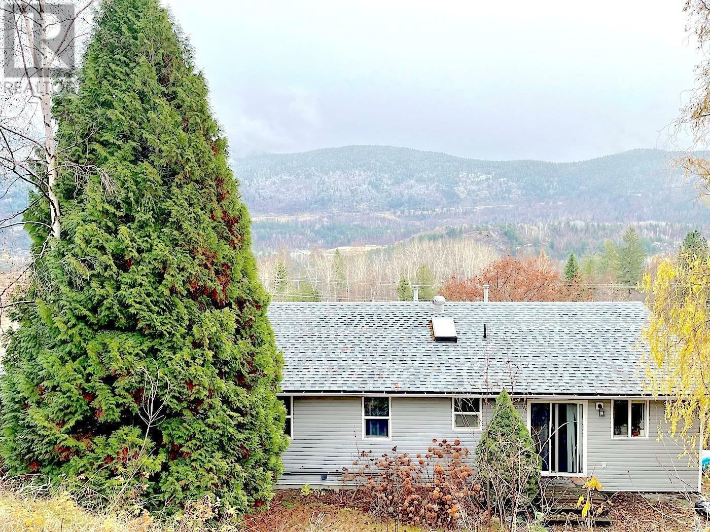 Property Photo: 3703 9th Avenue BC V1N 3T3