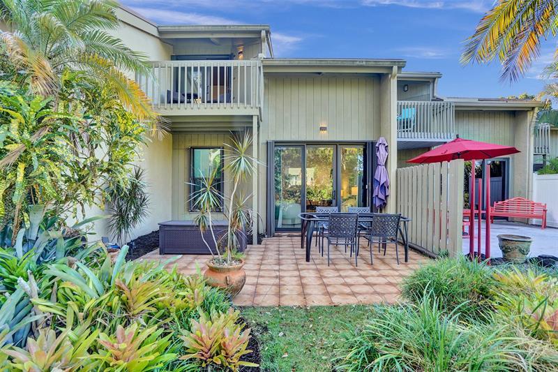 Property Photo:  97 NE 17 Ct 97  FL 33305 