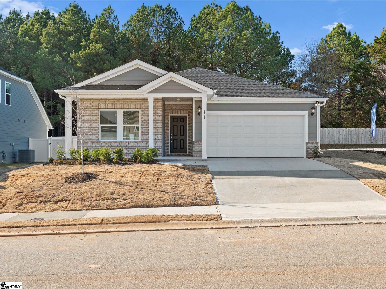 Property Photo: 104 Hazelcroft Drive SC 29644