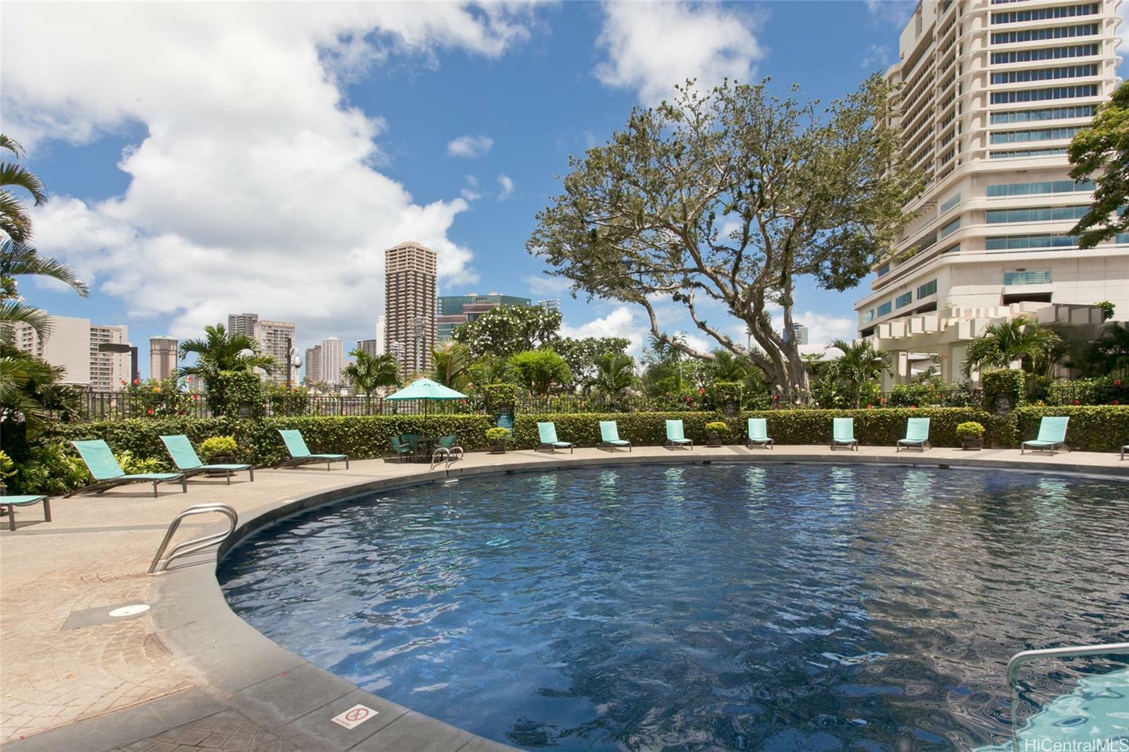 Property Photo:  2333 Kapiolani Boulevard 701  HI 96826 