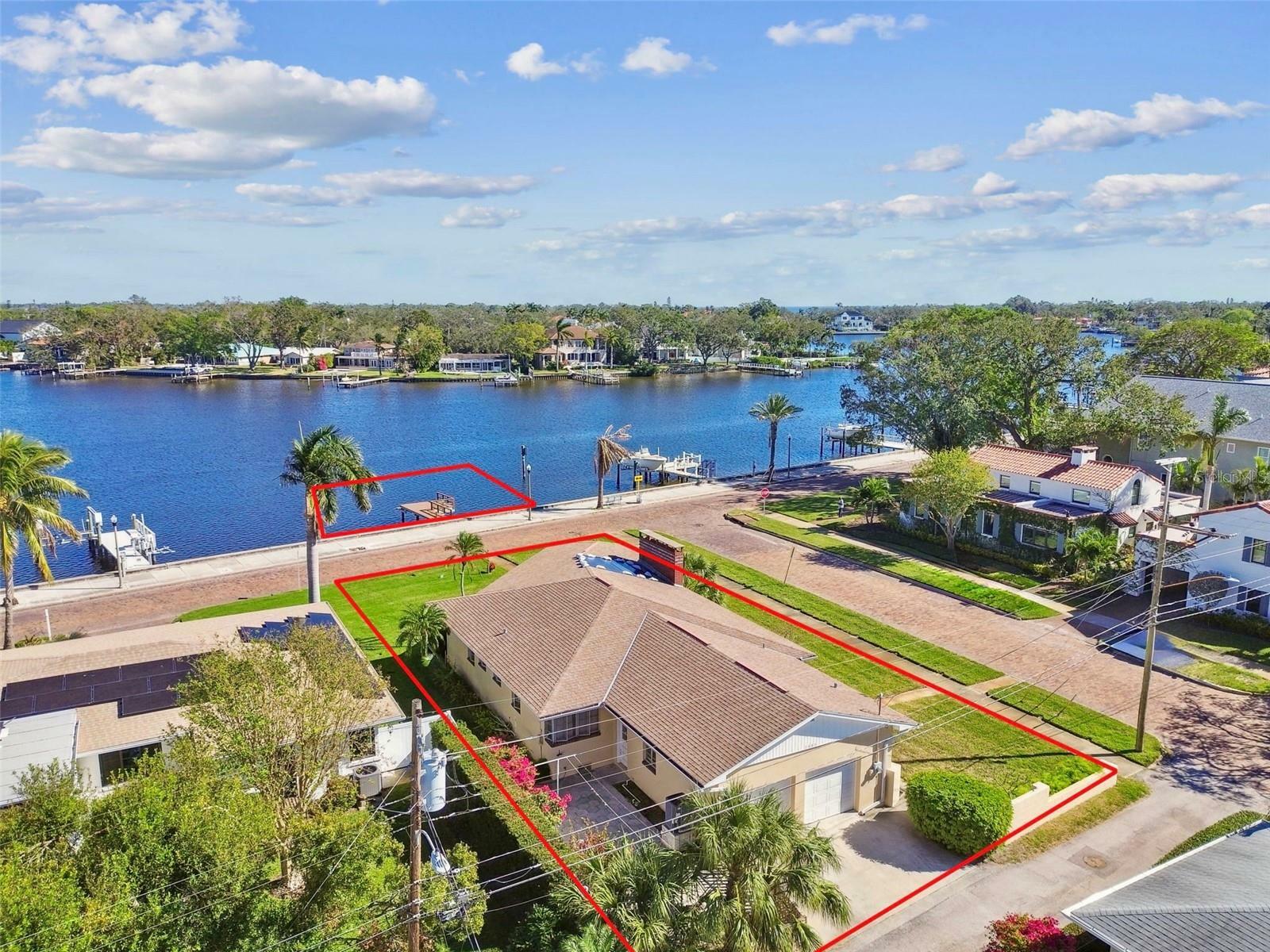 Property Photo:  2800 Coffee Pot Boulevard NE  FL 33704 