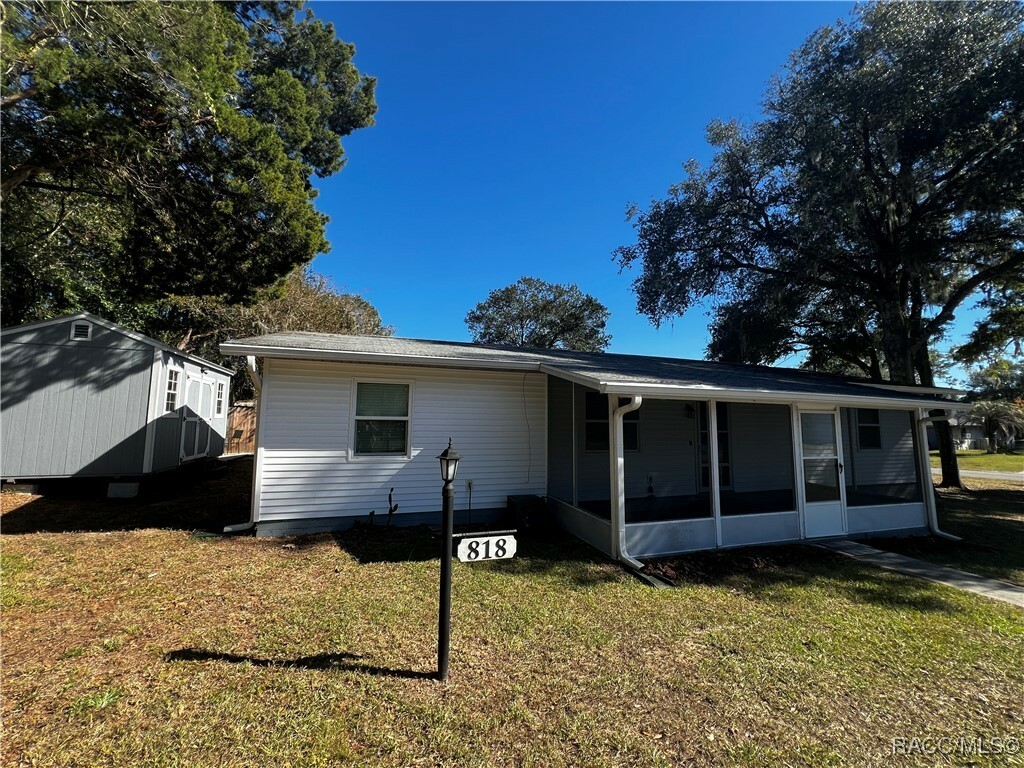 Property Photo:  818 Palm Avenue  FL 34452 