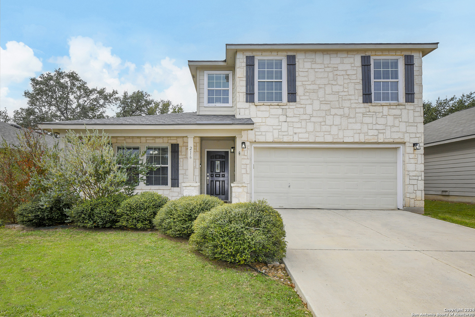 Property Photo:  216 Katie Ct  TX 78006 