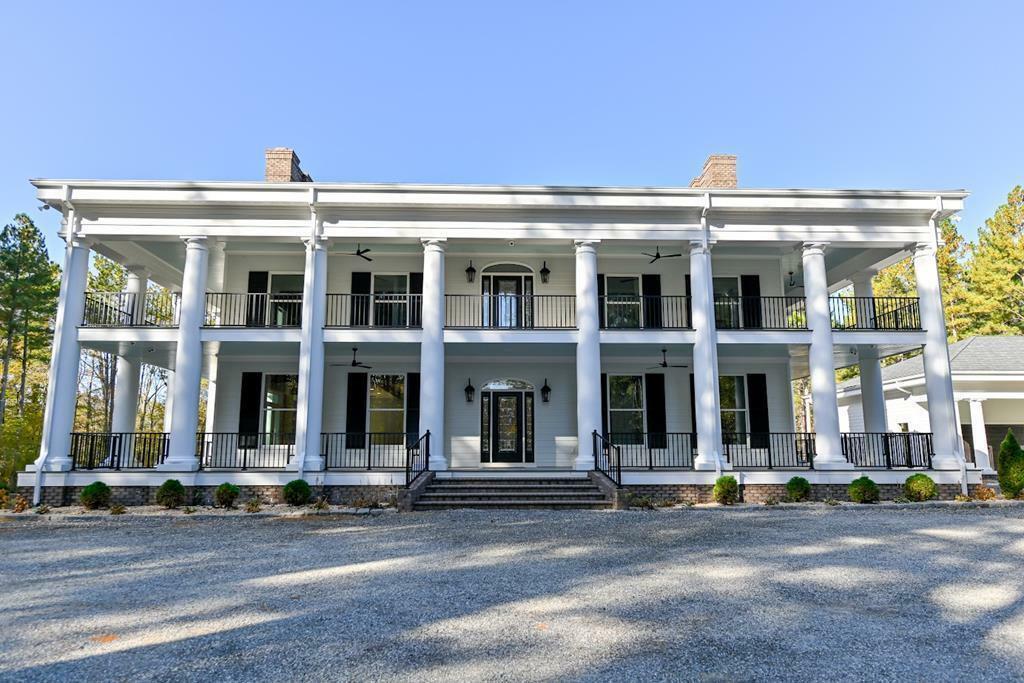 Property Photo: 7622 Farmville Road VA 23901