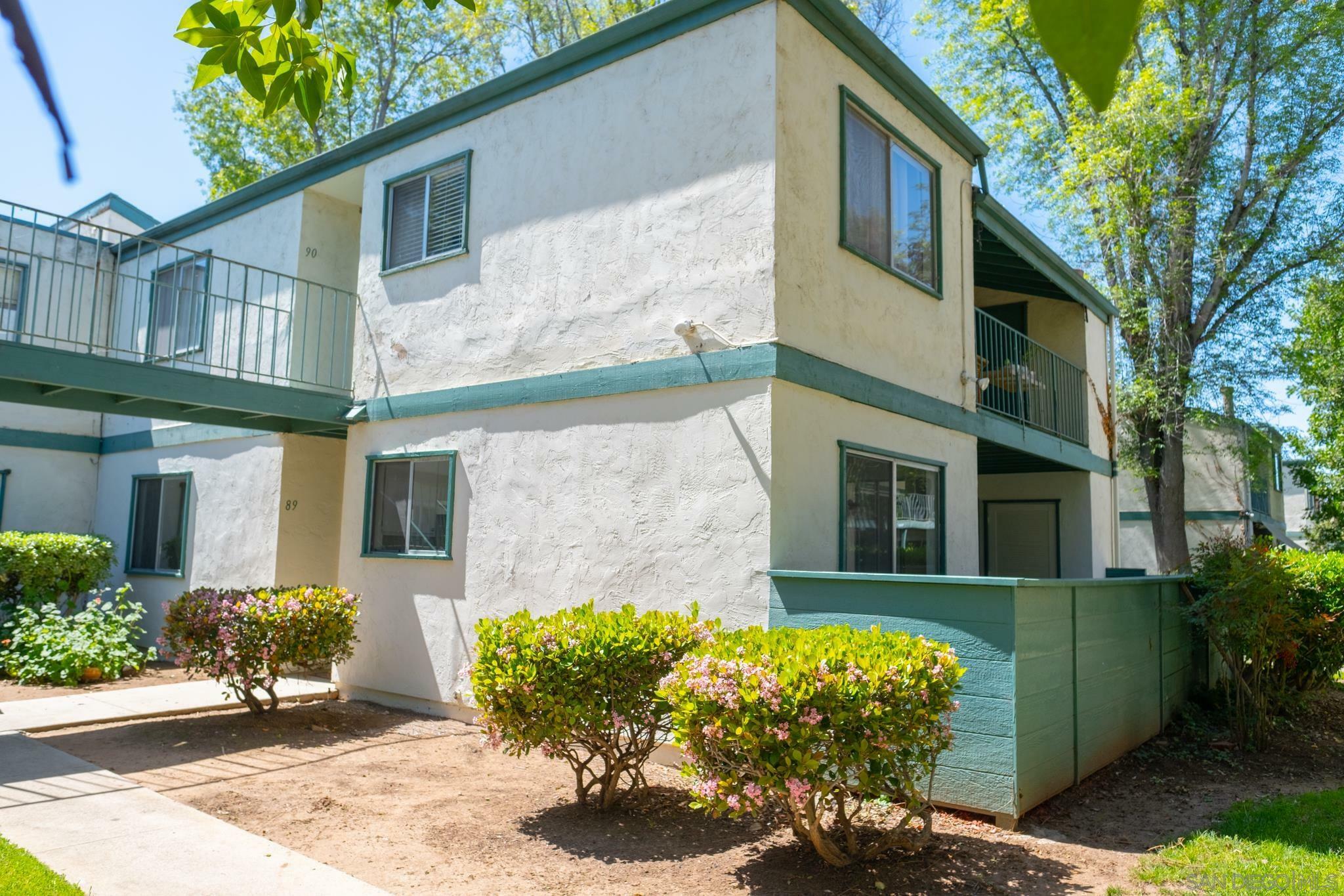 Property Photo:  1811 E Grand Ave 89  CA 92027 