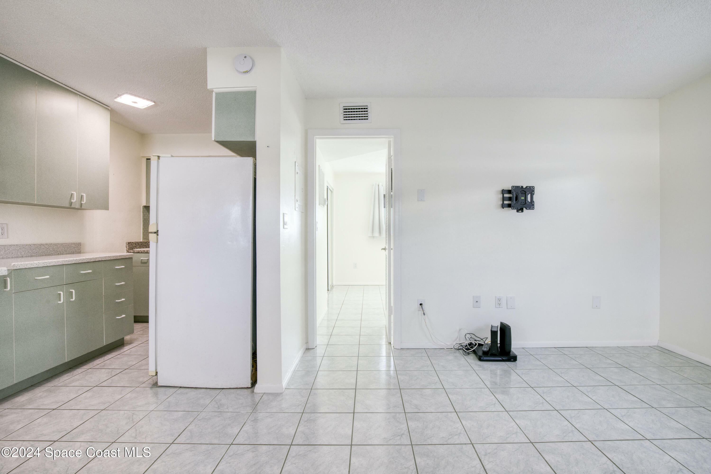 Property Photo:  7515 Ridgewood Avenue  FL 32920 