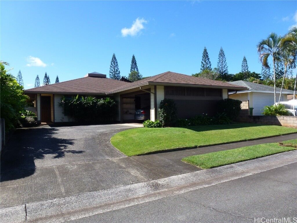 Property Photo: 95-694 Kaululena Street HI 96789