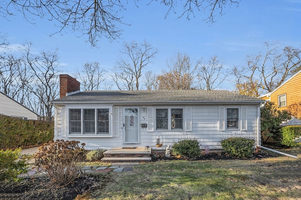 Property Photo:  84 Spring View Drive  MA 01904 