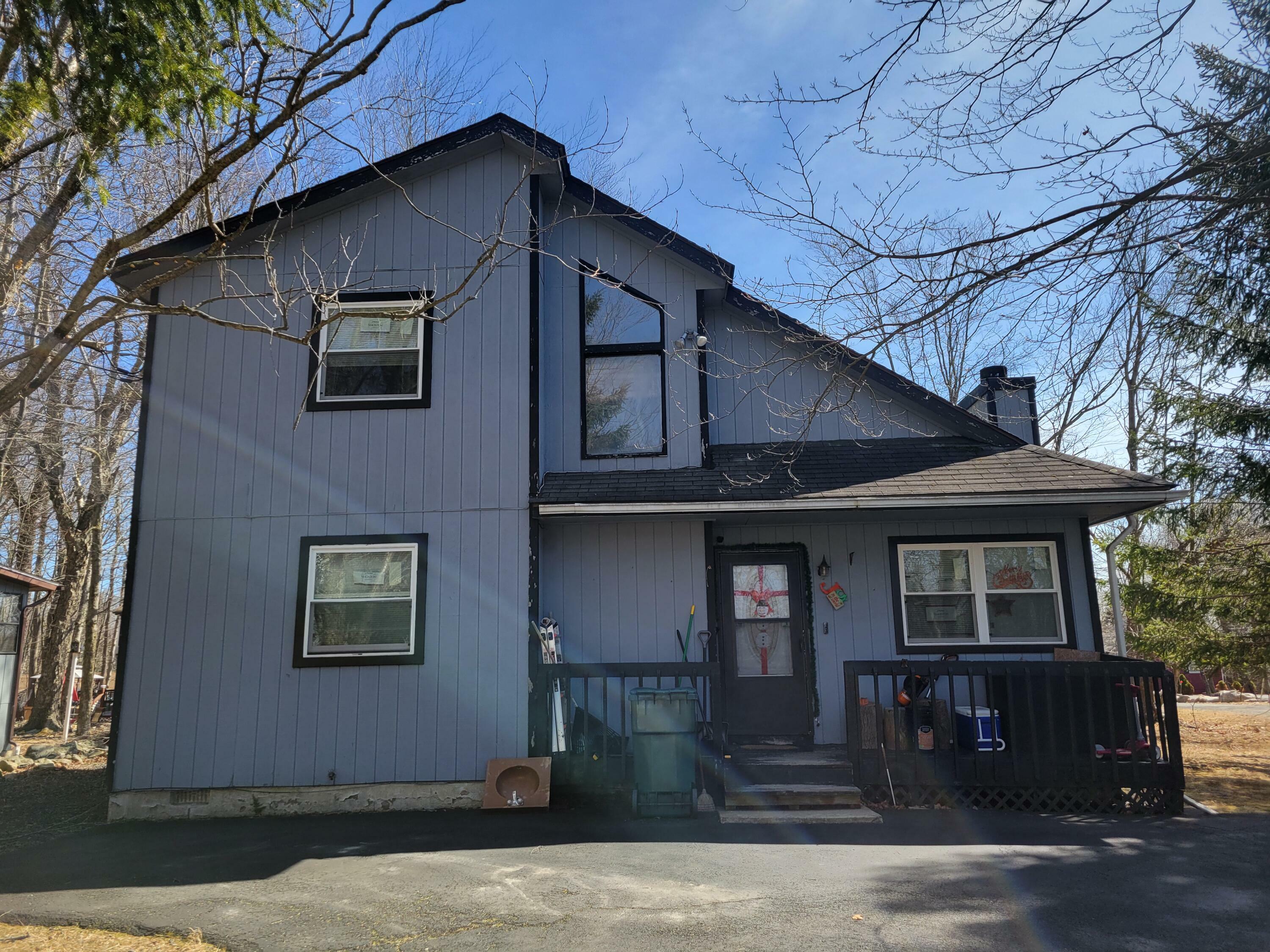 Property Photo: 6319 Ventnor Drive PA 18466