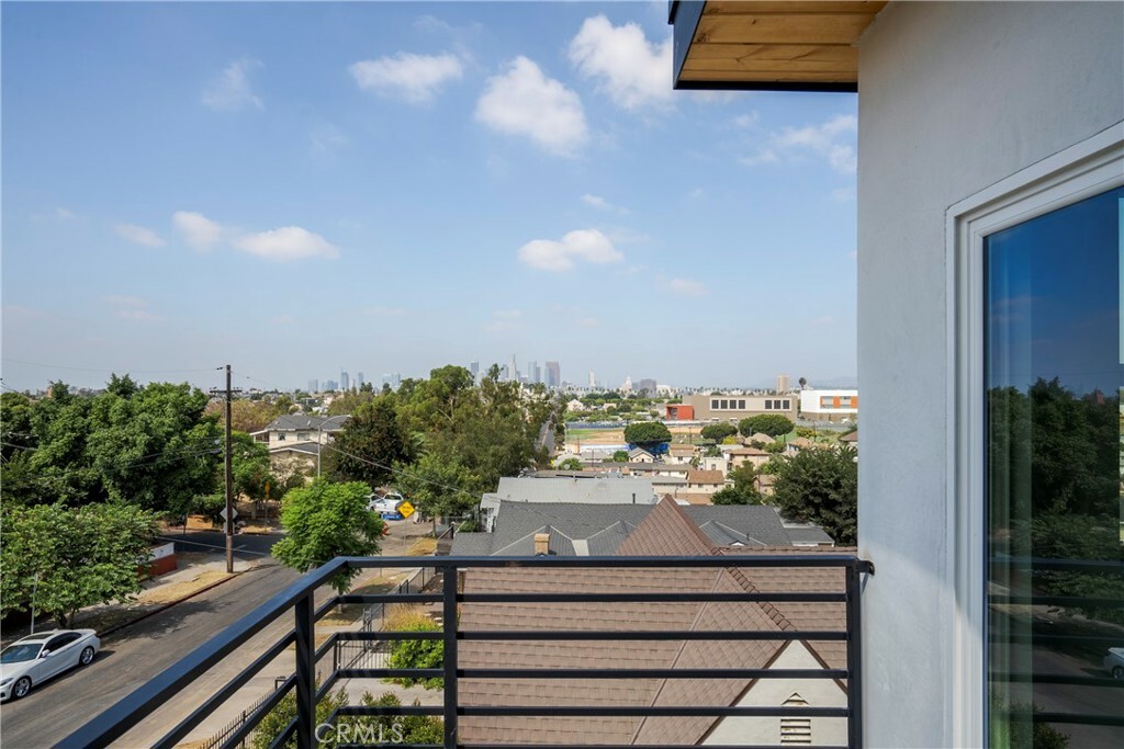 Property Photo:  2809 E 6th Street  CA 90023 