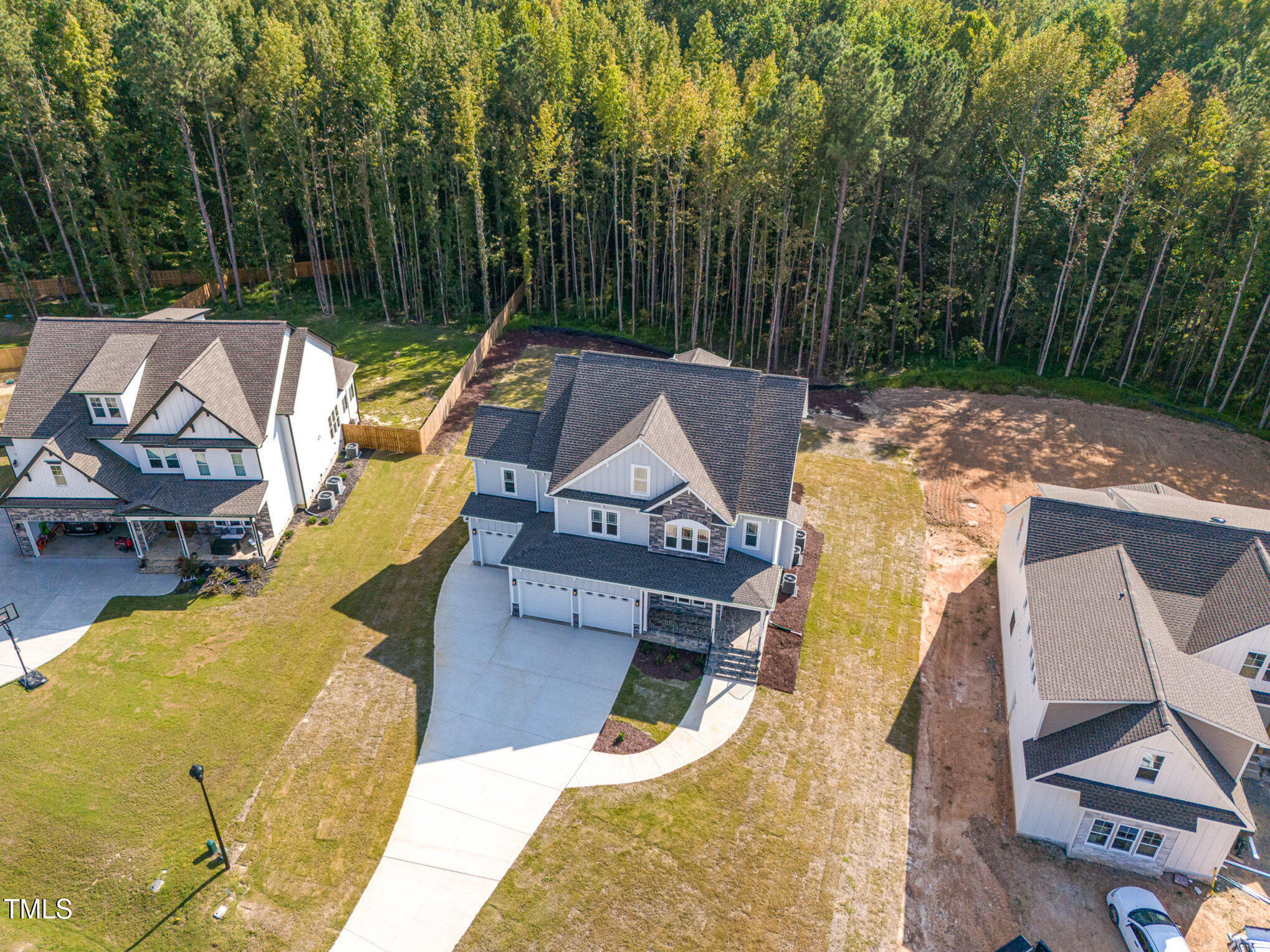 Property Photo: 613 Darian Woods NC 27540