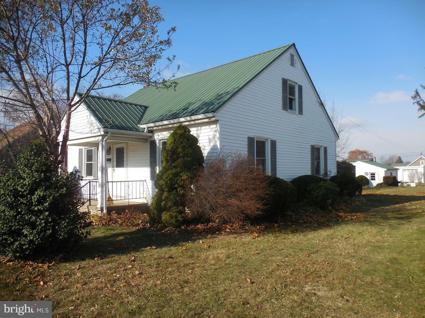 Property Photo:  217 W Walnut Street  PA 17078 