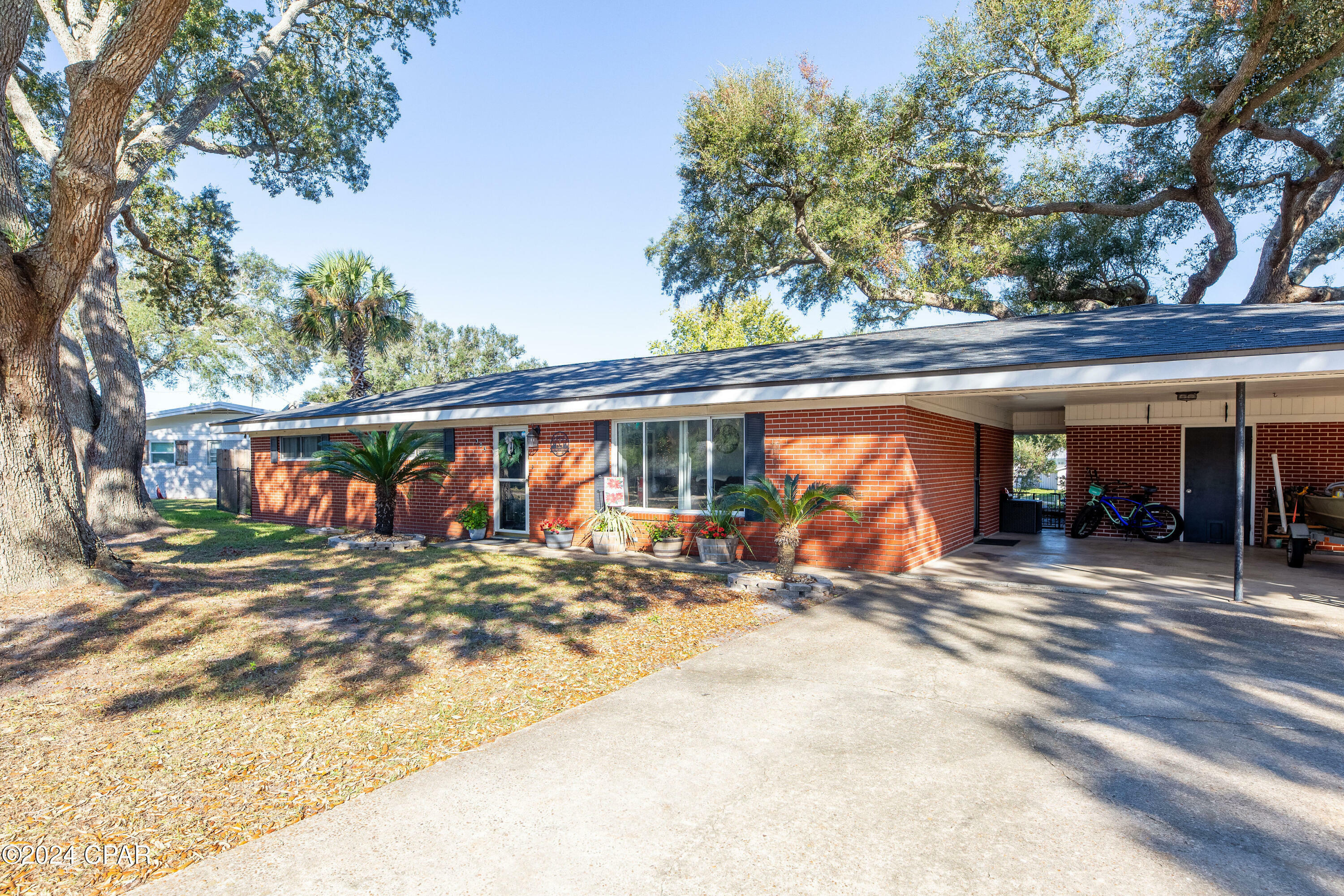Property Photo: 303 Bay Shore Drive FL 32407