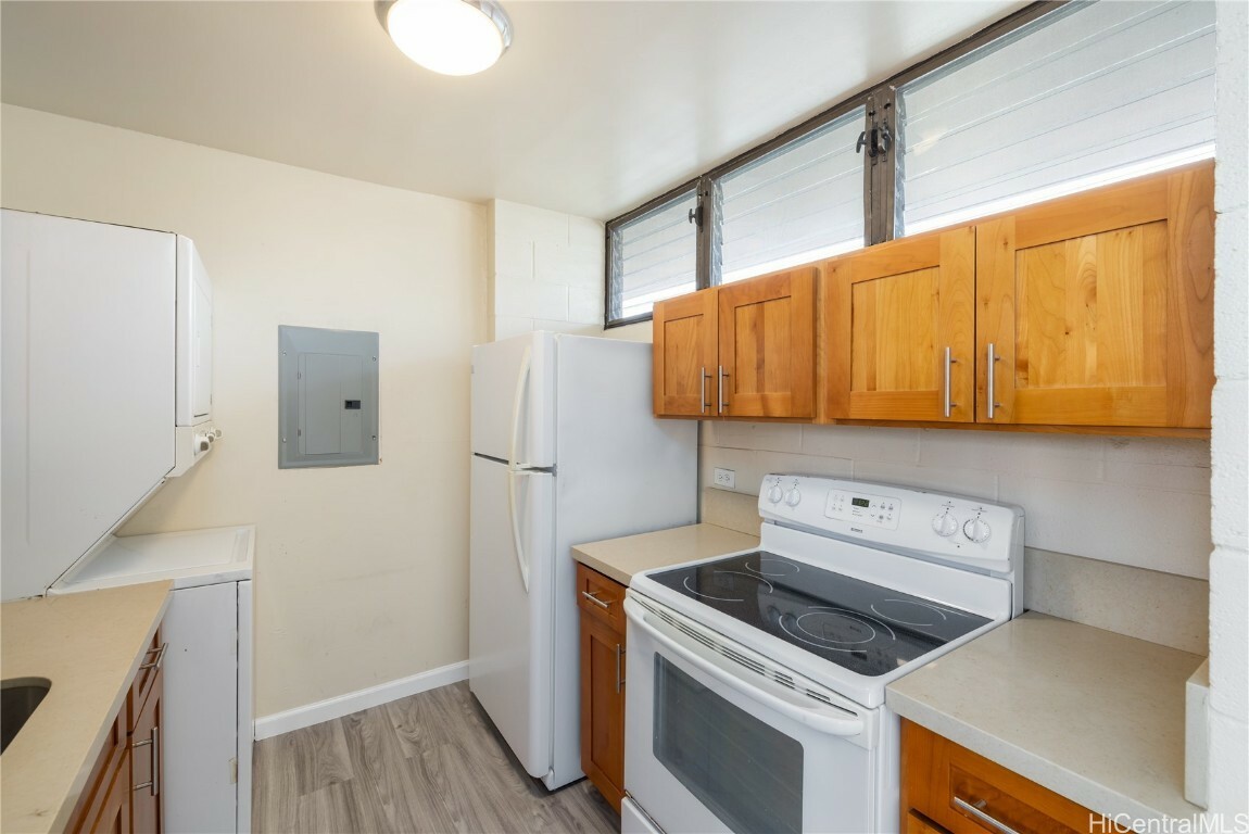 Property Photo:  1134 Kinau Street 1202  HI 96814 