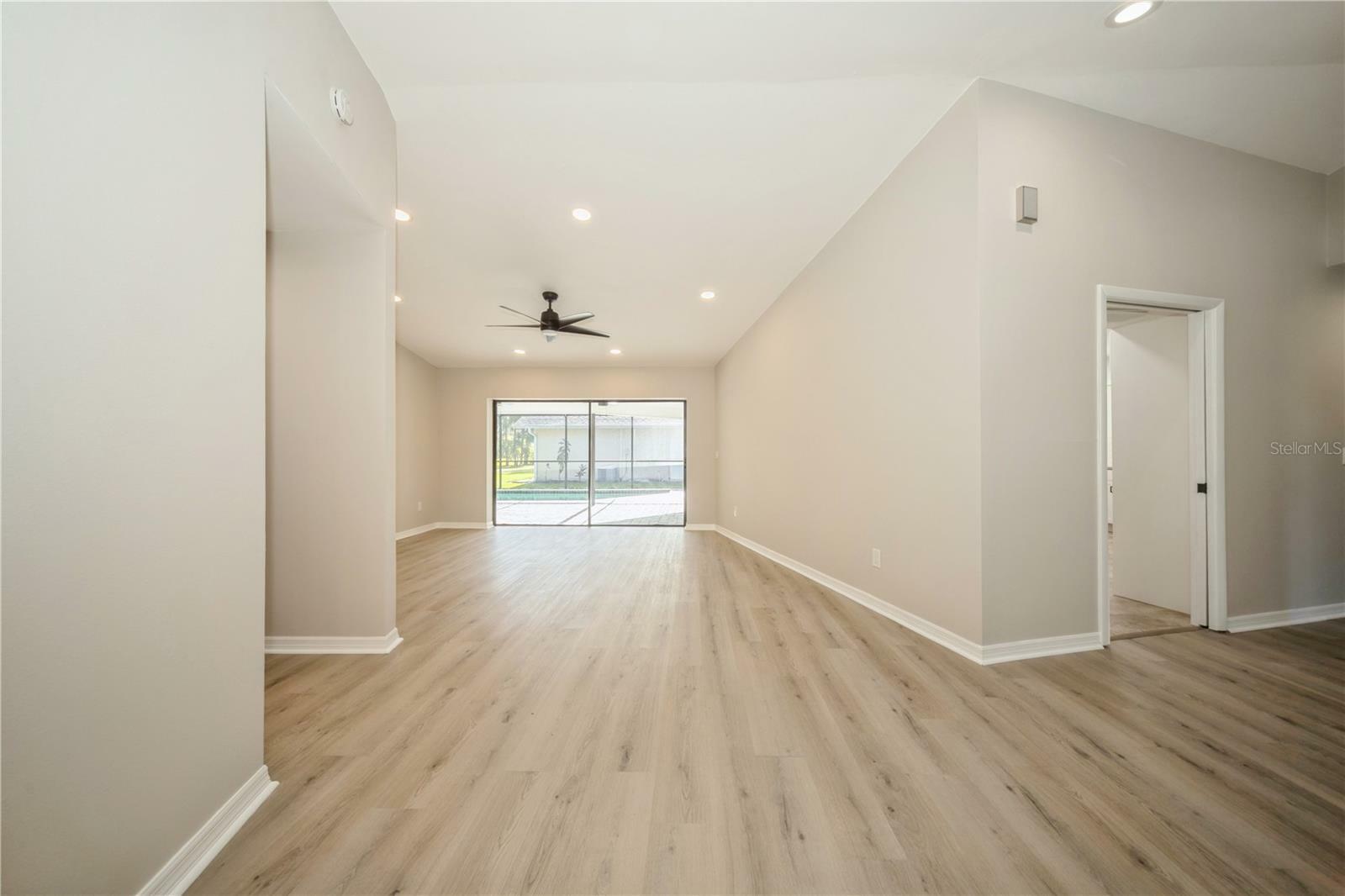Property Photo: 15909 Amberly Drive FL 33647