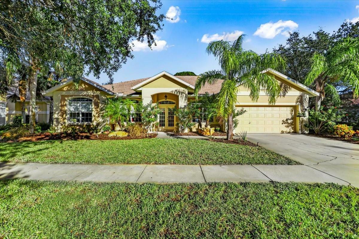 Property Photo: 46 River Trail Drive FL 32137