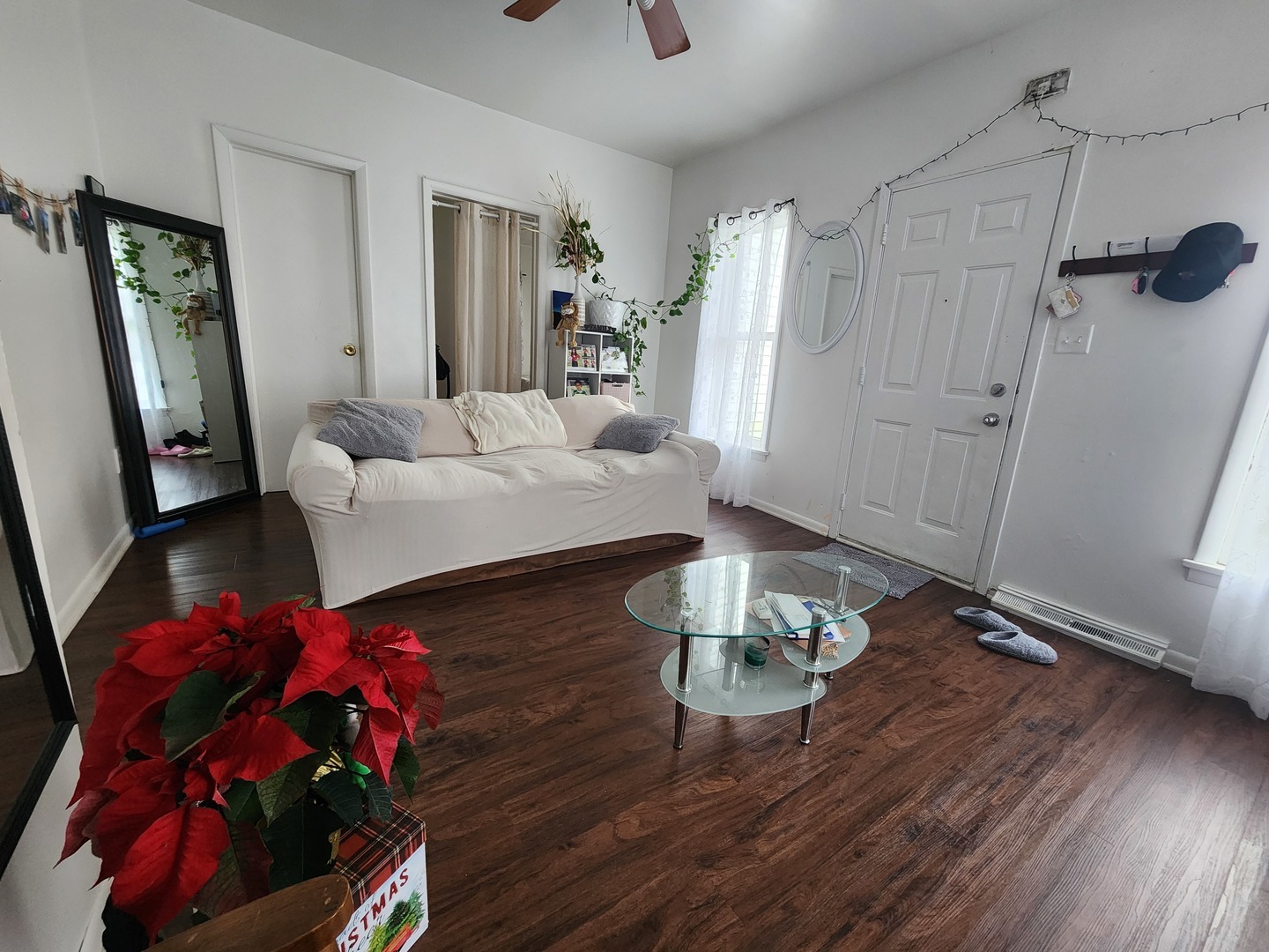 Property Photo:  330 S 8th Street  IL 60115 