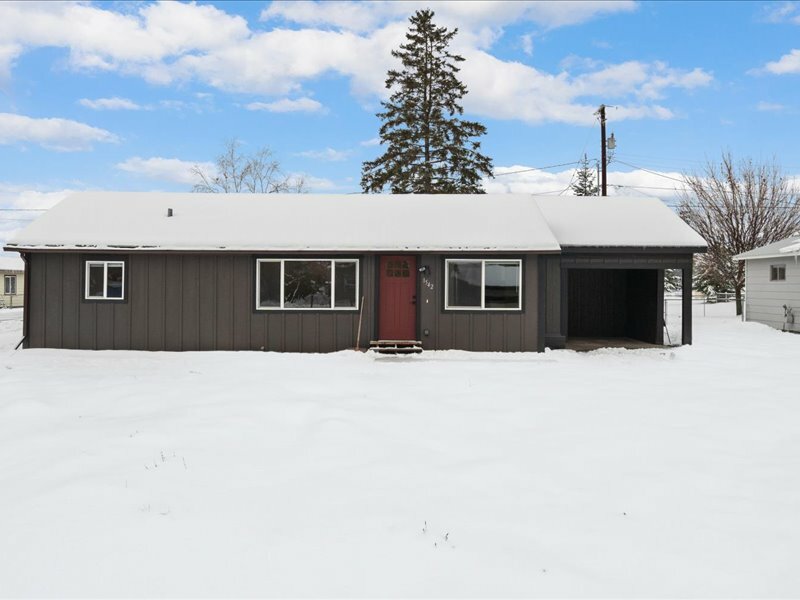 Property Photo:  1542 4th Avenue W  MT 59912 