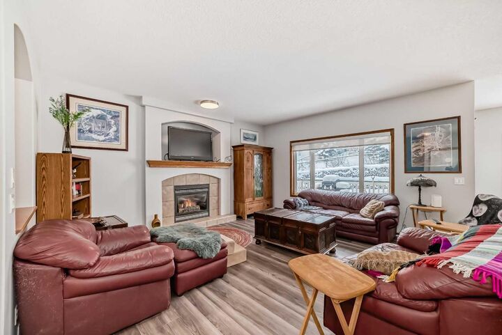 Property Photo: 13 Bow Ridge Drive AB T4C 1V6
