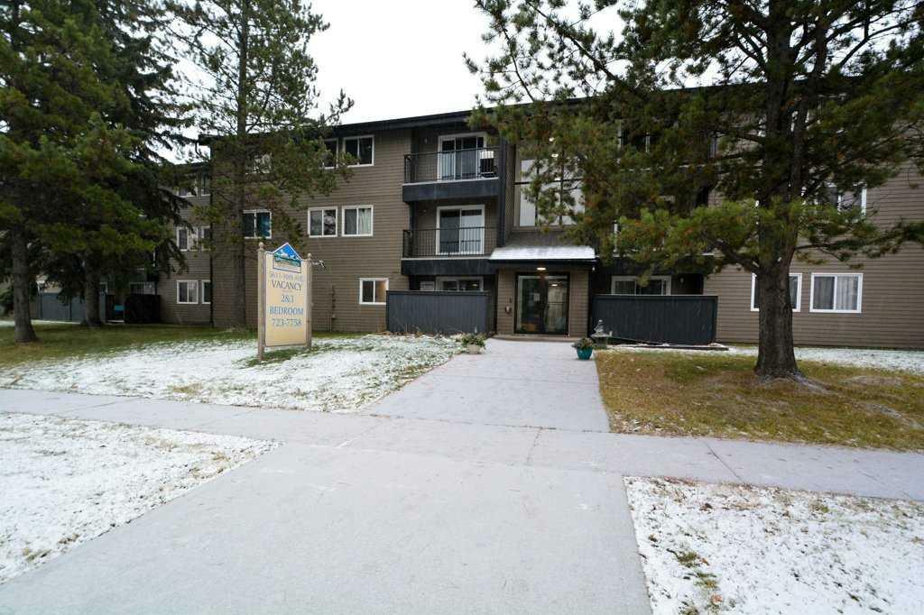 Property Photo:  5611 10th Avenue 206 A  AB T7E 1R4 