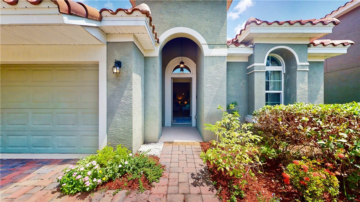 Property Photo:  3390 Burlington Place SW  FL 32968 