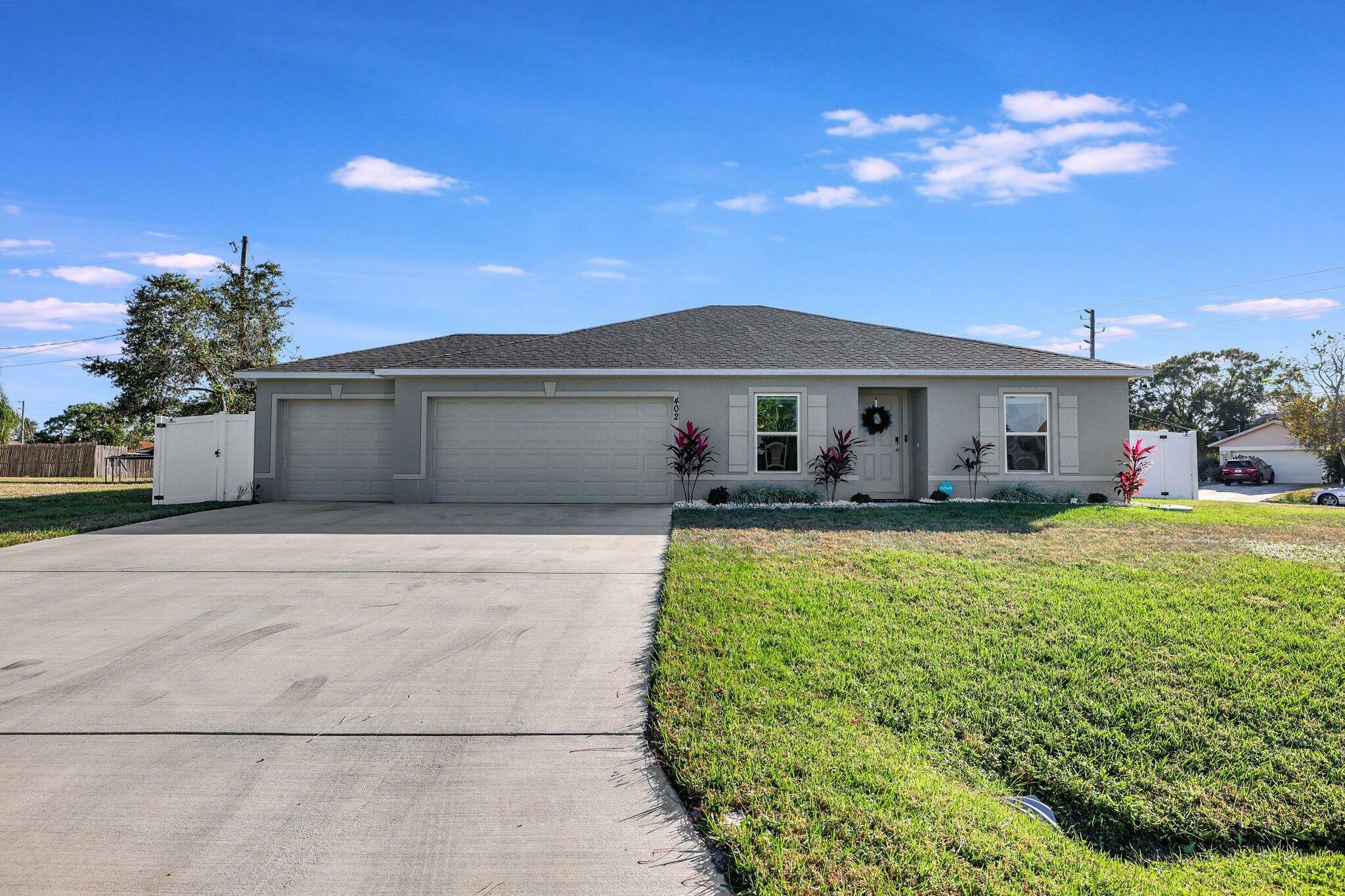 402 SE Doat Street  Port Saint Lucie FL 34983 photo