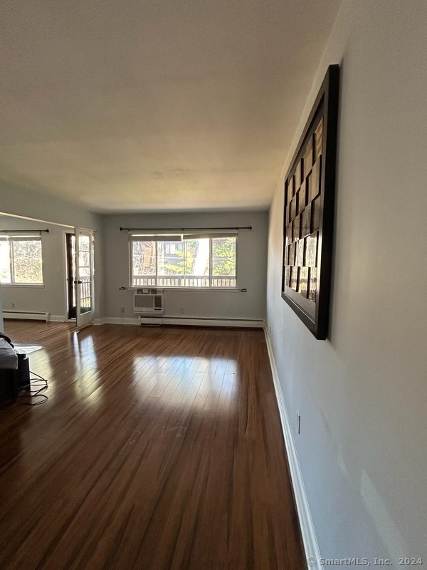 Property Photo:  154 Cold Spring Road Apt 36  CT 06905 